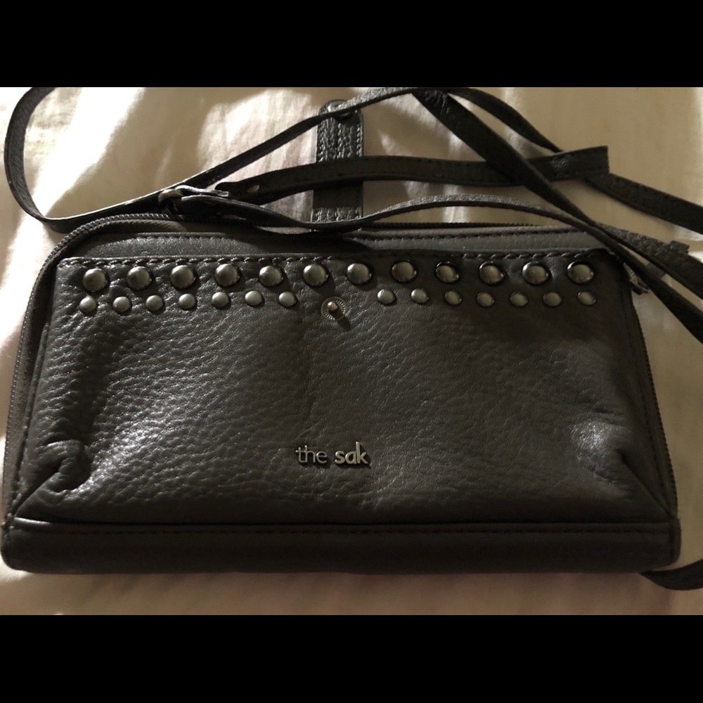 Cute gray leather purse/wristlet